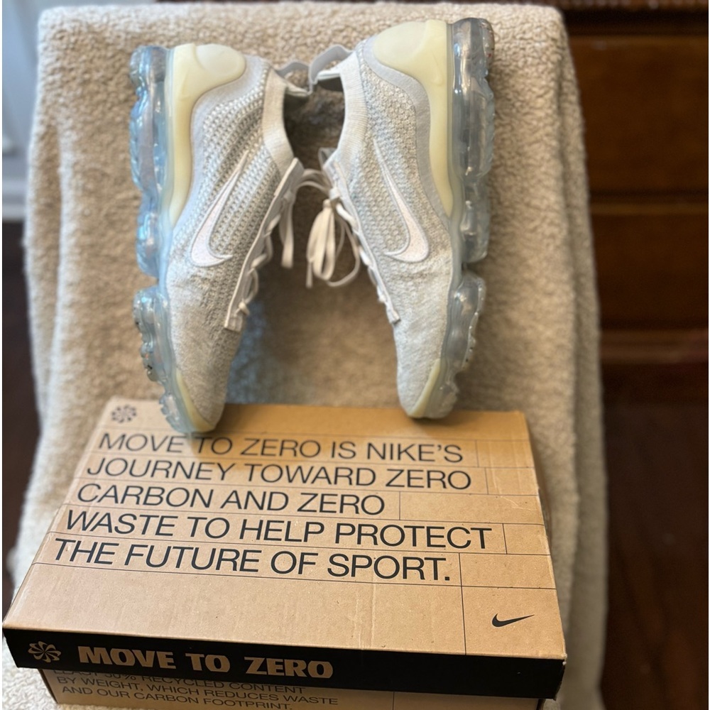 Air VaporMax 2021 FK (White)